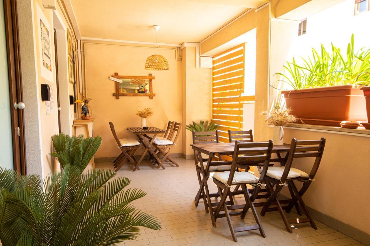 Resilienza Tropical Apartments & Room Porto SantʼElpidio Exterior foto