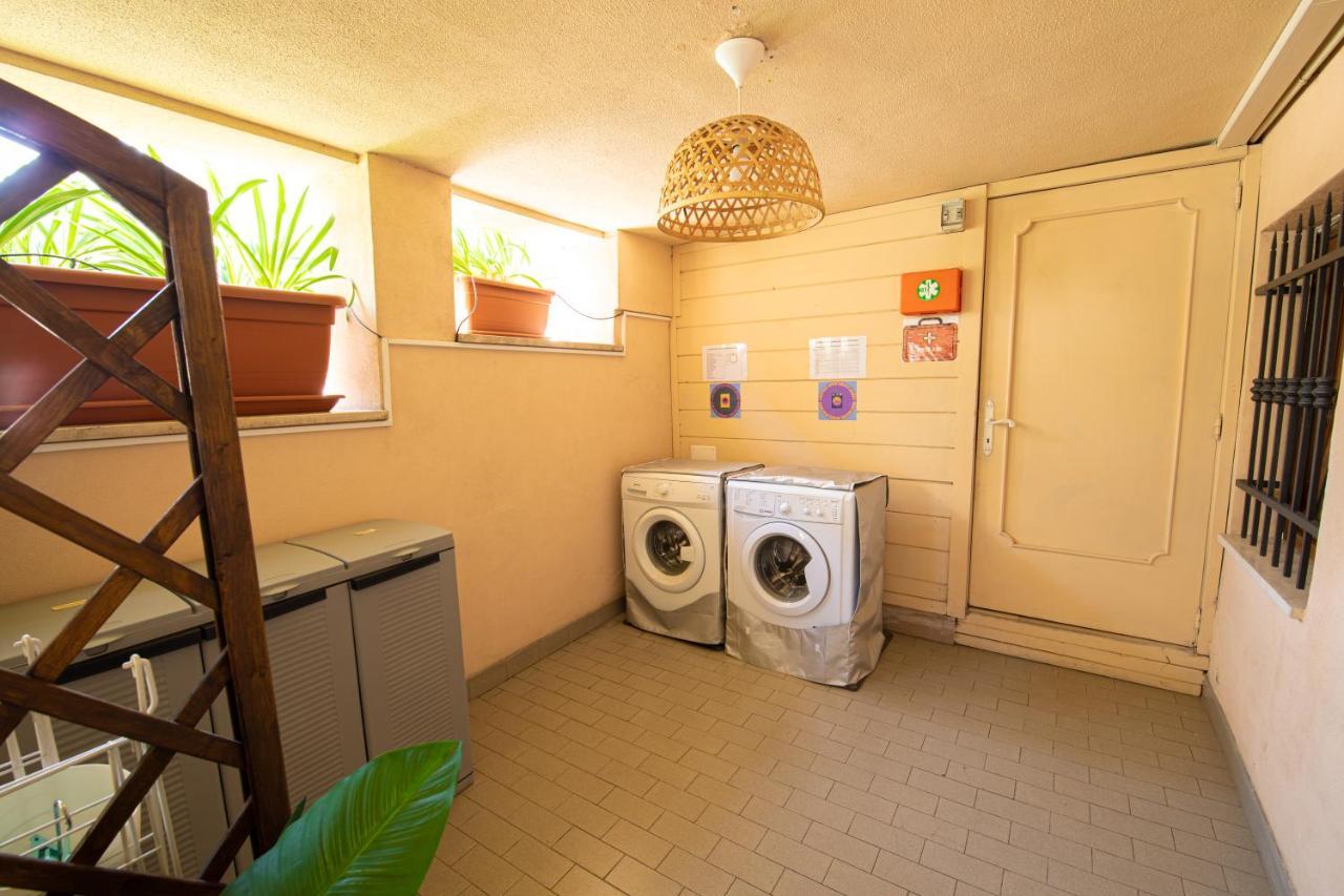 Resilienza Tropical Apartments & Room Porto SantʼElpidio Exterior foto