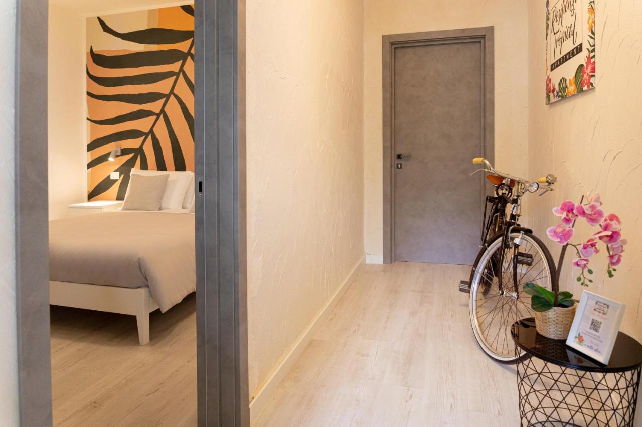 Resilienza Tropical Apartments & Room Porto SantʼElpidio Exterior foto