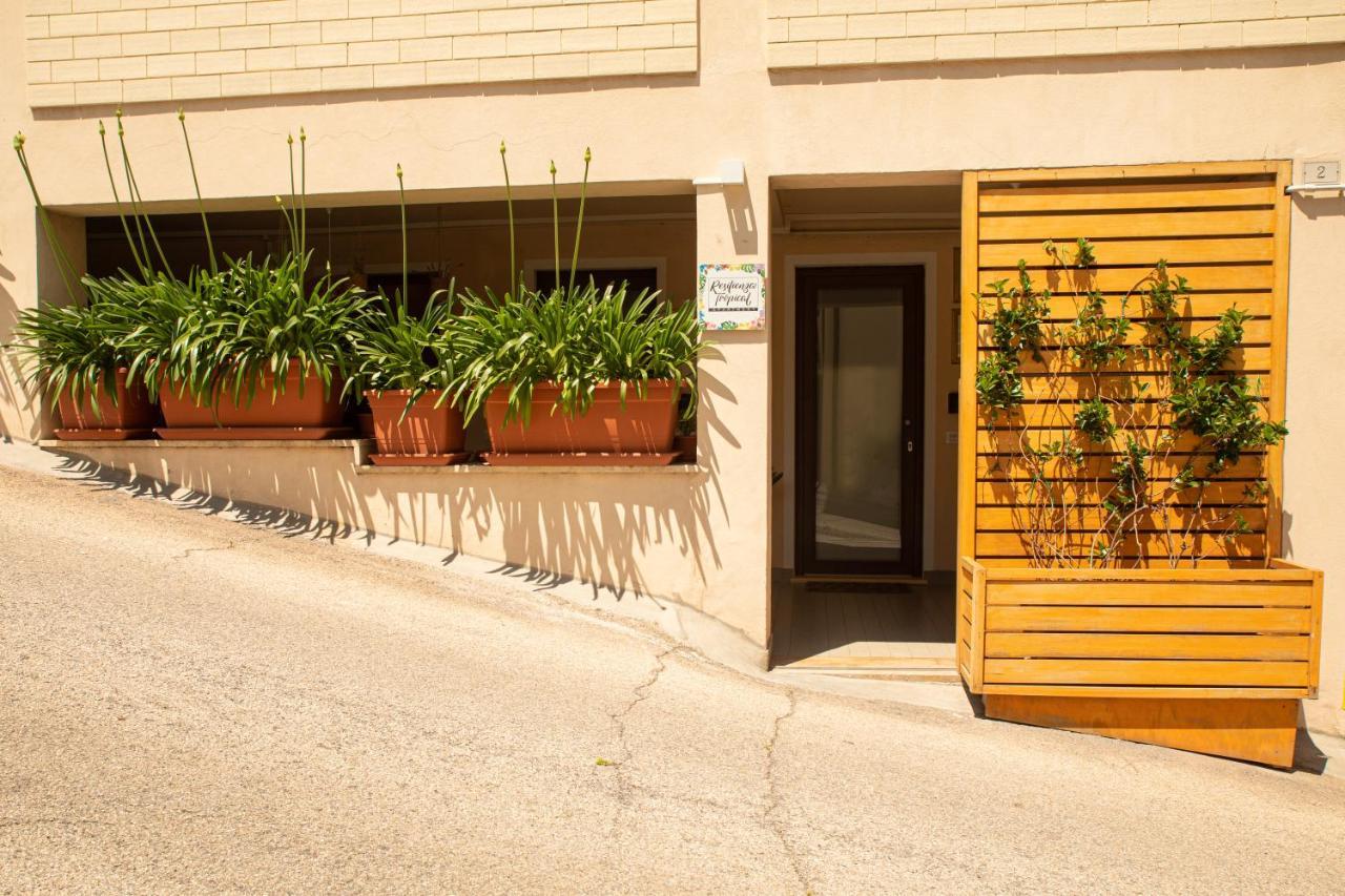 Resilienza Tropical Apartments & Room Porto SantʼElpidio Exterior foto
